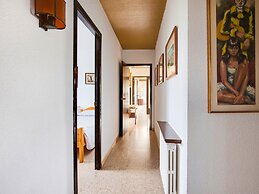 Deluxe Villa in Urbanització Bon Relax near Beach