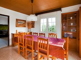 Deluxe Villa in Urbanització Bon Relax near Beach