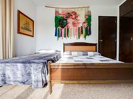 Deluxe Villa in Urbanització Bon Relax near Beach