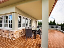 Deluxe Villa in Urbanització Bon Relax near Beach