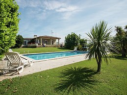 Deluxe Villa in Urbanització Bon Relax near Beach