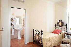 Belvilla by OYO Villa Spiga