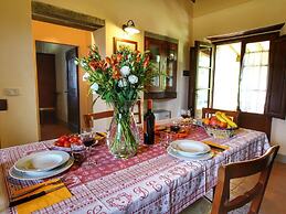 Lovely Agritourismo near Cortona