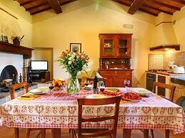 Lovely Agritourismo near Cortona