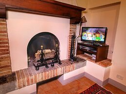 Lovely Agritourismo near Cortona