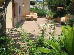 Lush Holiday Home in Sciacca near Golf Course