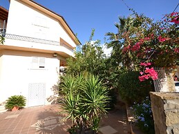 Lush Holiday Home in Sciacca near Golf Course