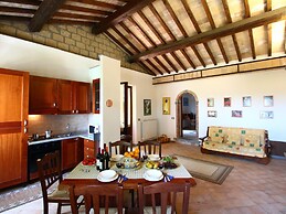 Belvilla by OYO Farmhouse in Bagnoregio With Pool