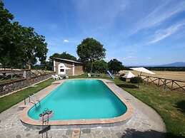 Belvilla by OYO Farmhouse in Bagnoregio With Pool