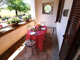 Belvilla by OYO Farmhouse in Bagnoregio With Pool