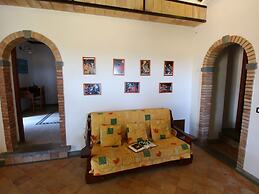 Belvilla by OYO Farmhouse in Bagnoregio With Pool