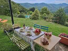 Holiday Home With Swimming Pool in Apecchio