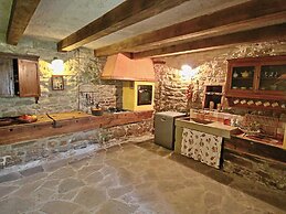 Holiday Home With Swimming Pool in Apecchio