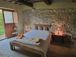 Holiday Home With Swimming Pool in Apecchio