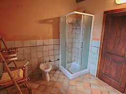 Holiday Home With Swimming Pool in Apecchio