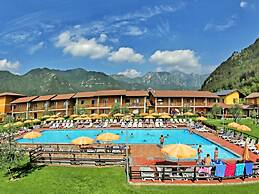 Lake Garda, Beautiful Residence Features Many Facilities