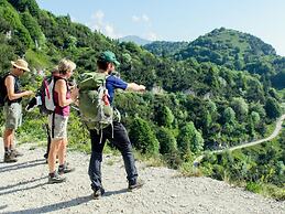 Lavish Holiday Home in Tremosine With Swimming Pool