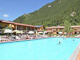 Lavish Holiday Home in Tremosine With Swimming Pool