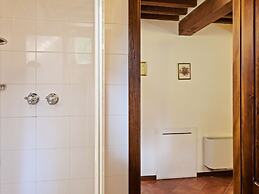 Belvilla by OYO A Recently Renovated Countryhouse