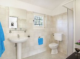 Holiday Home with Swimming Pool near Lim Bay & Beach