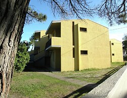 Spacious Apartment in Rosolina Mare near Sea