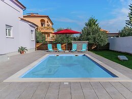 Comfortable Villa in Pula With Private Swimming Pool, Near the Beach