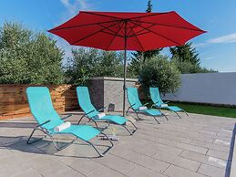 Comfortable Villa in Pula With Private Swimming Pool, Near the Beach