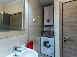 Comfortable Villa in Pula With Private Swimming Pool, Near the Beach