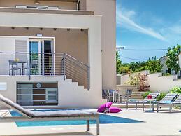 Modern Villa in Salakovci With Private Pool