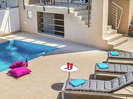 Modern Villa in Salakovci With Private Pool