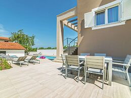 Modern Villa in Salakovci With Private Pool