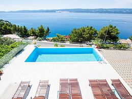 Apartment in Celina With Swimming Pool