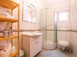 Apartment in Celina With Swimming Pool