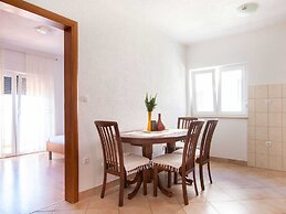 Apartment in Celina With Swimming Pool