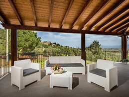 Splendid Holiday Home in Castellammare del Golfo near Beach