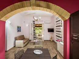 Splendid Holiday Home in Castellammare del Golfo near Beach
