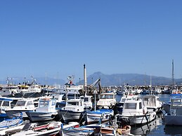 Splendid Holiday Home in Castellammare del Golfo near Beach