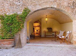 Belvilla by OYO Colombaia