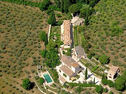 Belvilla by OYO Colombaia