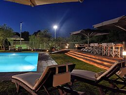 Aesthetic Villa in Paleokastrites With Garden