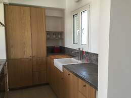 Stunning Sea-view Villa With Pool in Kamaria