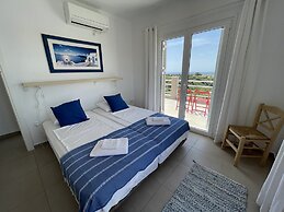 Stunning Sea-view Villa With Pool in Kamaria