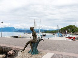 Nice Holiday Apartment near Lazise