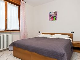 Nice Holiday Apartment near Lazise