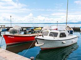 Nice Holiday Apartment near Lazise