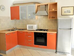 Belvilla by OYO Small Residence With Swimming Pool