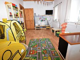Comfortable Holiday Home With Sauna and Billiards, Near the Slopes