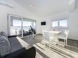 Comfy Apartment in Sveti Petar na Moru With Garden