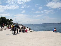 Comfy Apartment in Sveti Petar na Moru With Garden