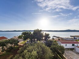 Comfy Apartment in Sveti Petar na Moru With Garden